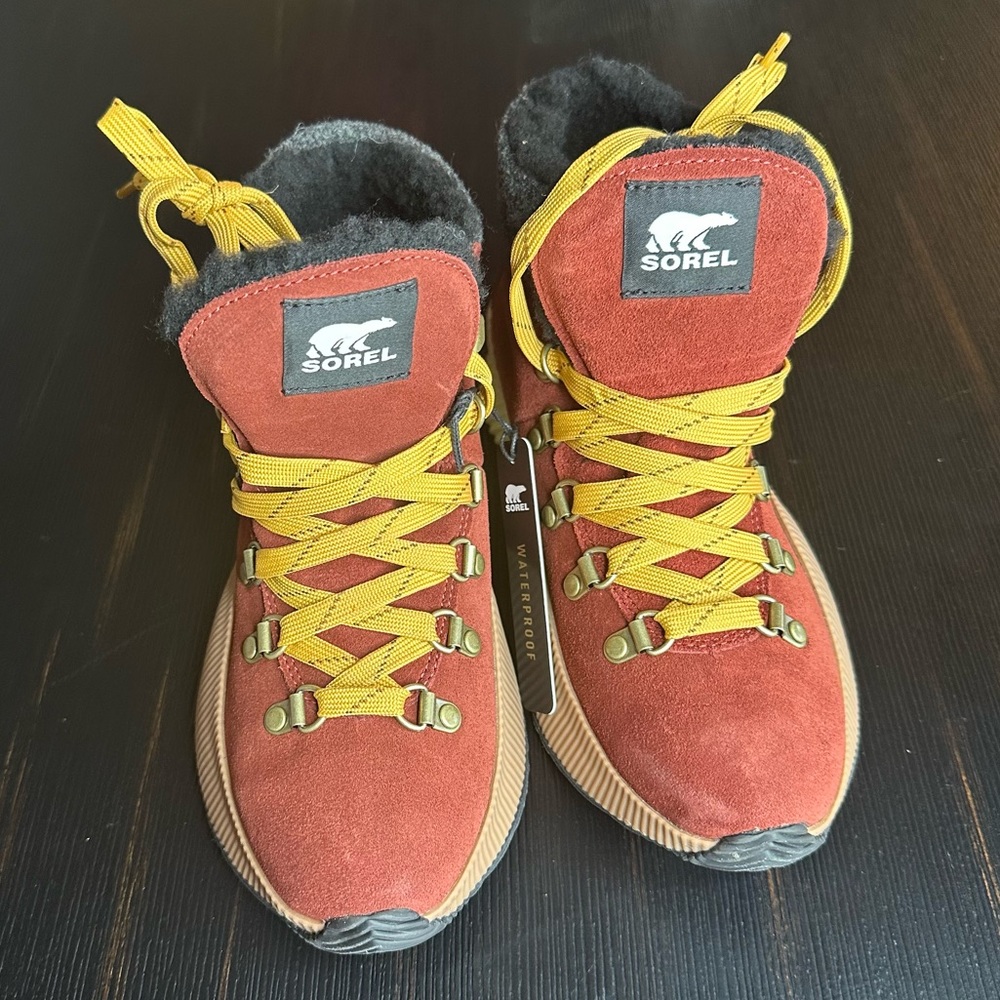 Women's SOREL Out N' About III Conquest Waterproof Boot Spice/Black Size… - Picture 9 of 13
